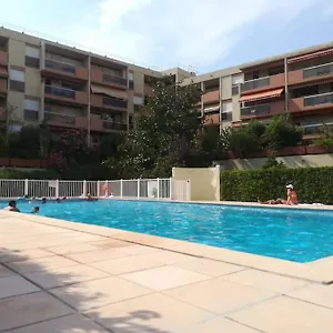 Appartement Les Jardins Du Luxembourg Hyères