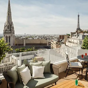 De Sers Champs Elysees 5*, Paris France